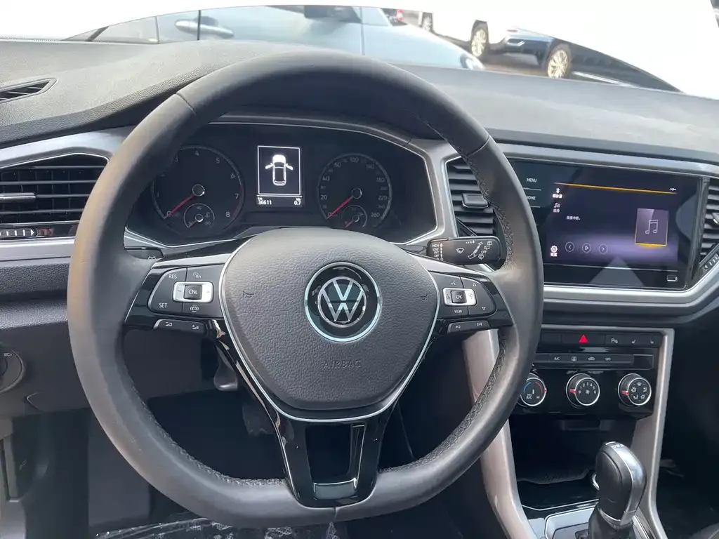 Volkswagen T-Roc 2022 из CN, фото 7