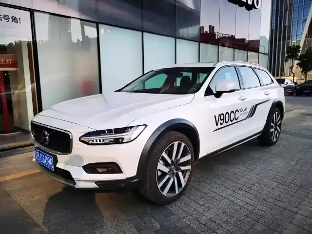 Volvo V90 2025 из CN, фото 1