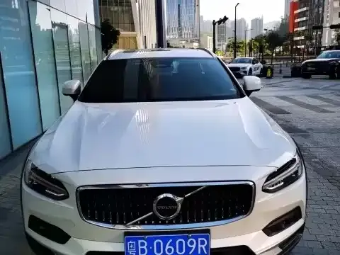Volvo V90 2025 из CN, фото 6