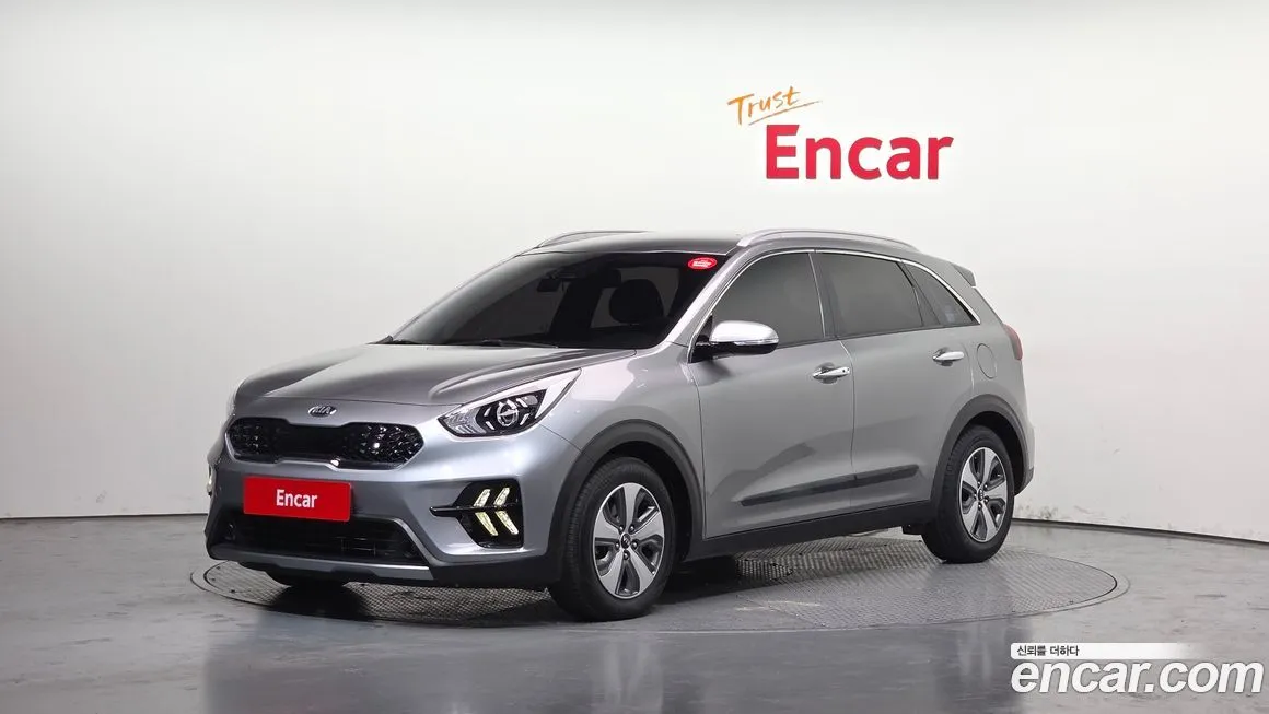 Kia Niro — фото 1