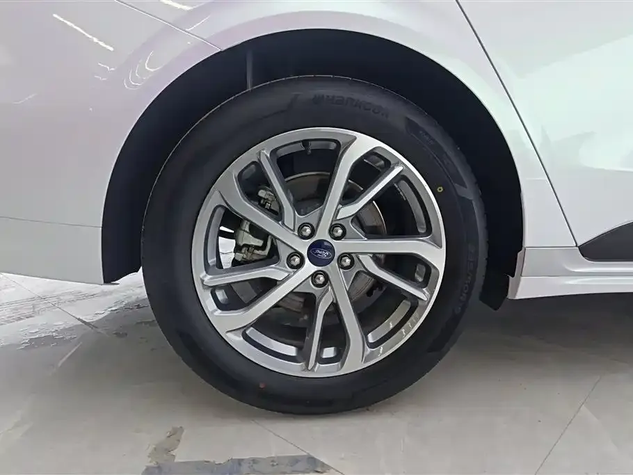 Ford Mondeo 2023 из CN, фото 7