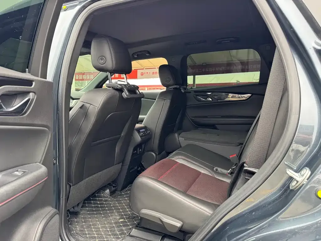 Chevrolet Blazer 2022 из CN, фото 2
