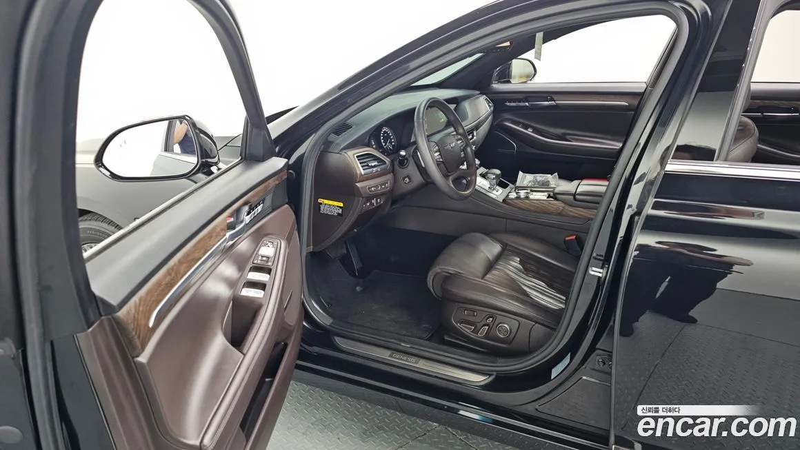 Genesis G90 2021 из KR, фото 2
