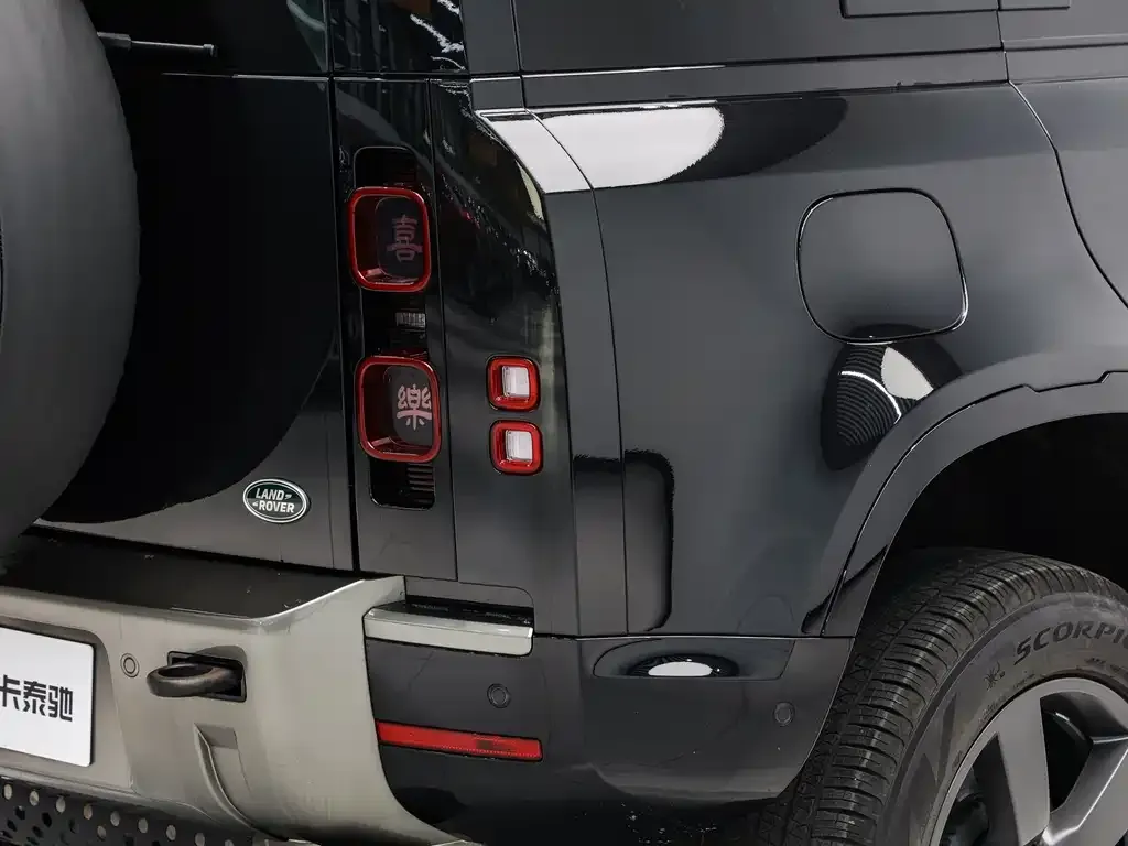 Land Rover Defender — фото 7