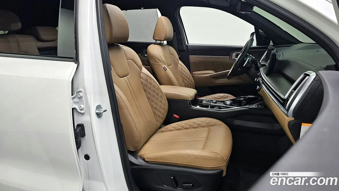 Kia Sorento — фото 6