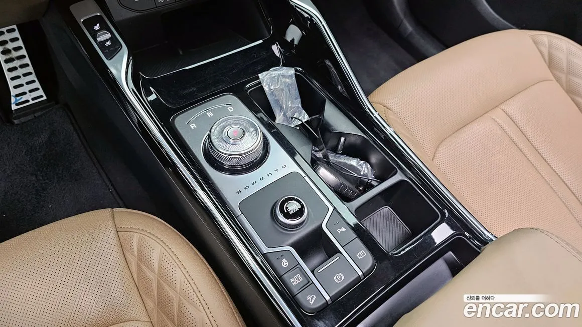 Kia Sorento — фото 10