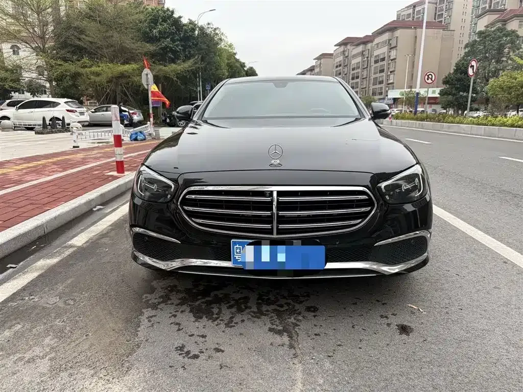 Mercedes-Benz E-Class 2023 из CN, фото 9