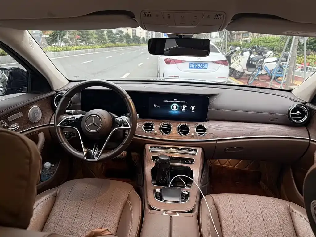 Mercedes-Benz E-Class 2023 из CN, фото 4