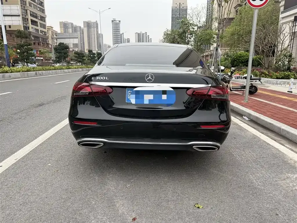 Mercedes-Benz E-Class 2023 из CN, фото 6