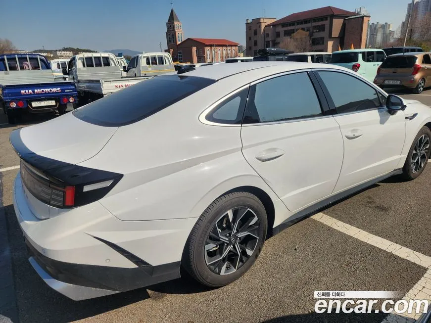 Hyundai Sonata — фото 6