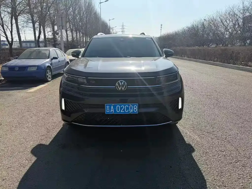 Volkswagen Tavendor 2024 из CN, фото 8