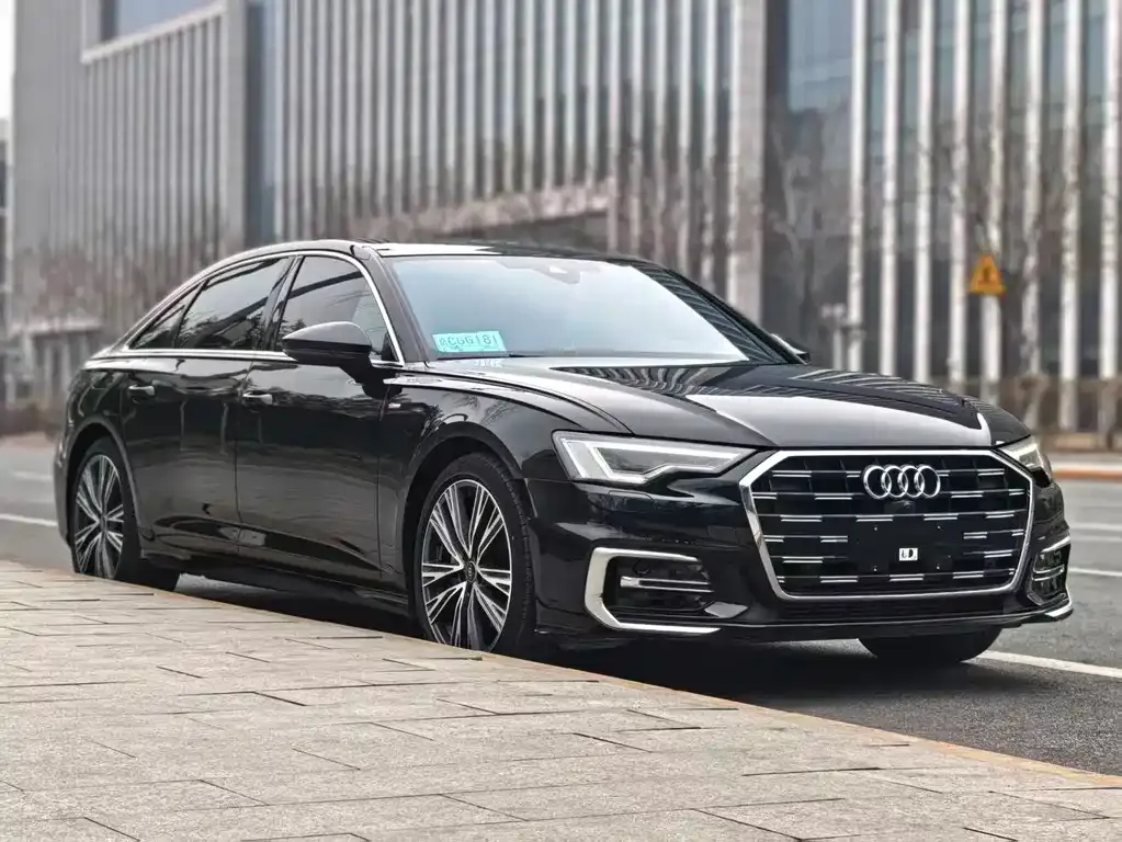Audi A6L — фото 9