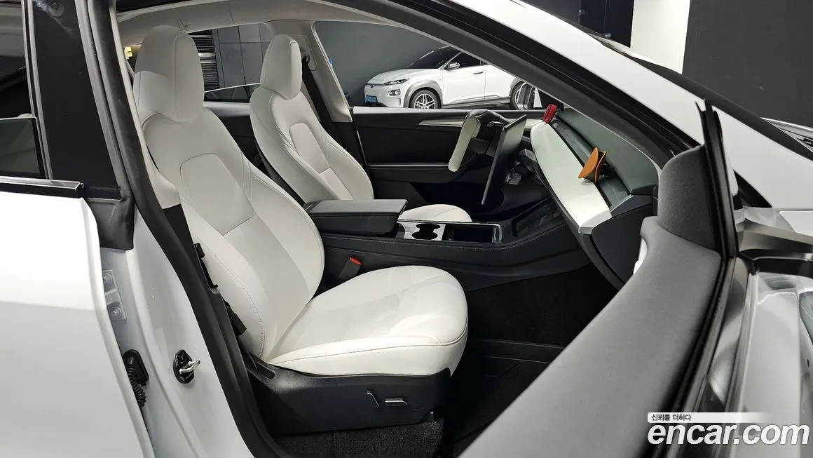 Tesla Model Y 2023 из KR, фото 6