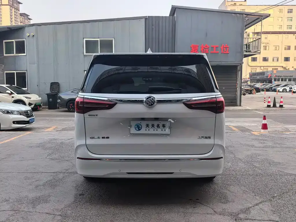 Buick GL8 2022 из CN, фото 8