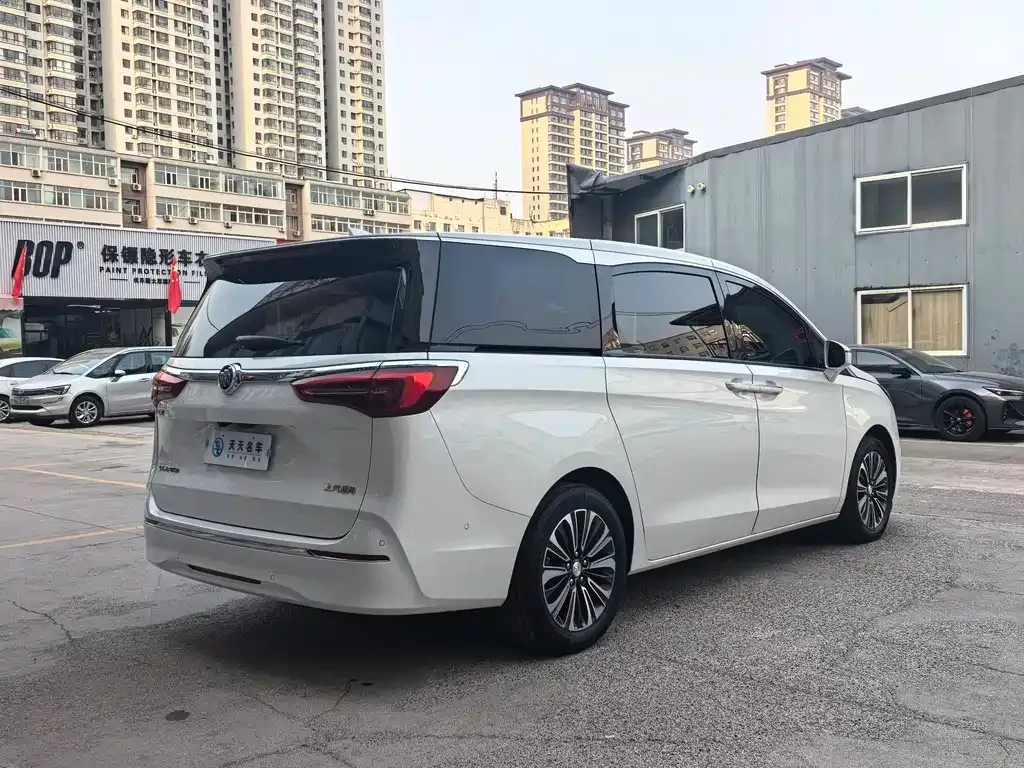 Buick GL8 2022 из CN, фото 10