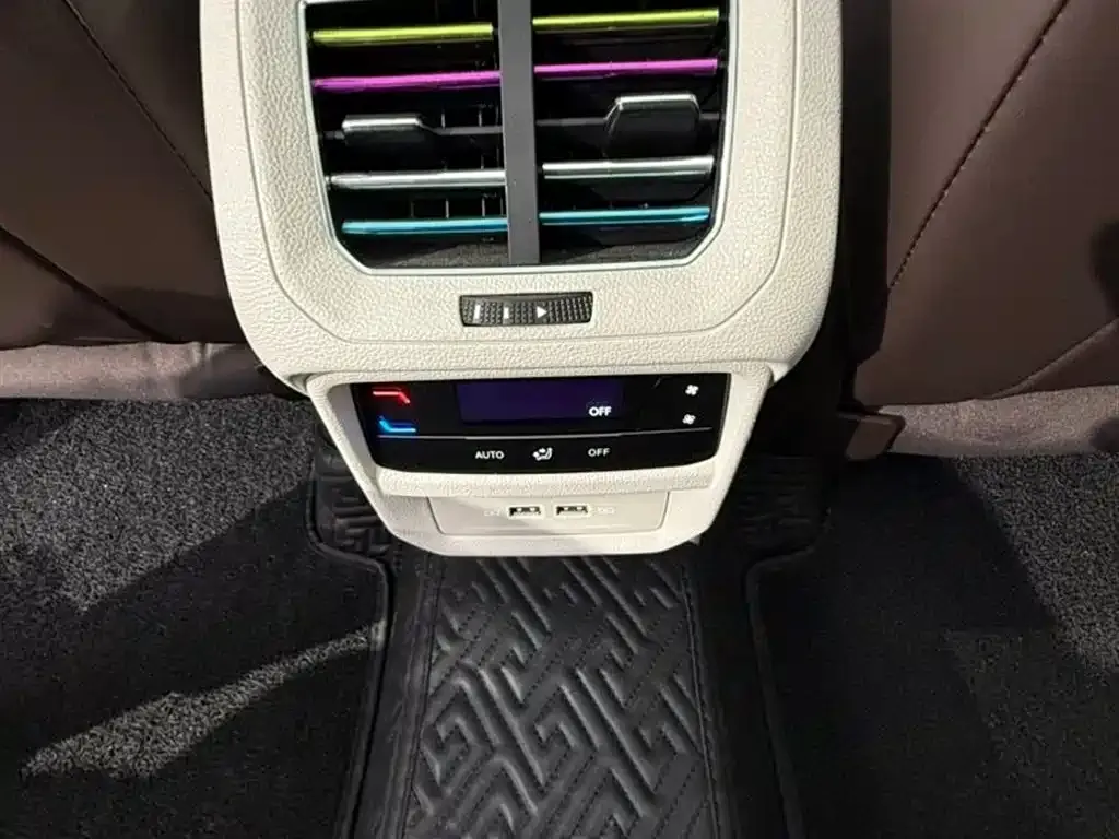 Volkswagen Tayron 2023 из CN, фото 10