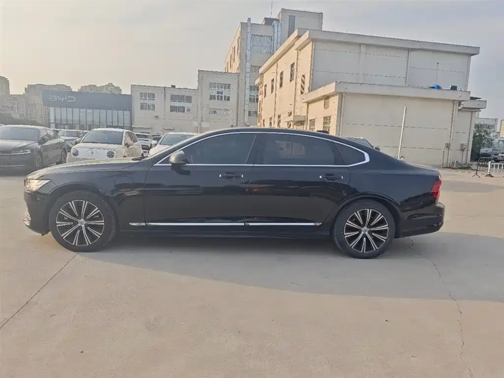 Volvo S90 PHEV — фото 4