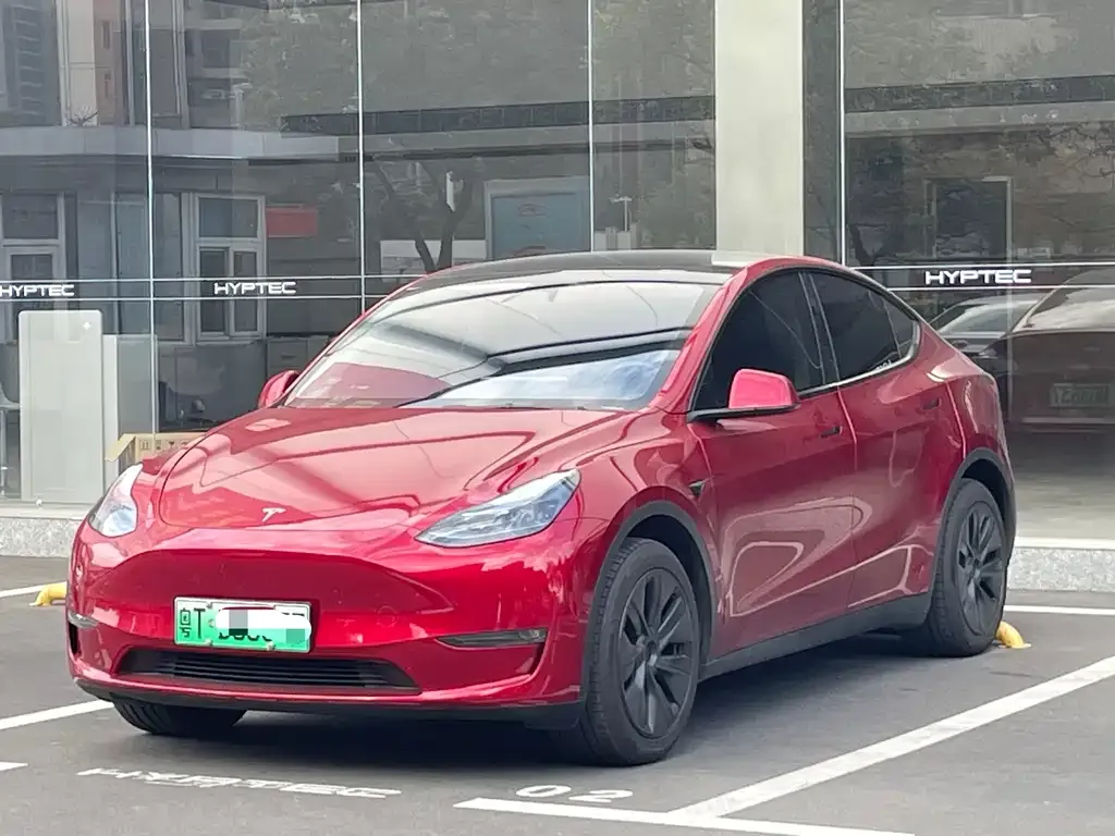 Tesla Model Y 2024 из CN, фото 3