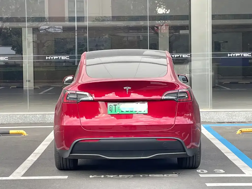 Tesla Model Y 2024 из CN, фото 2