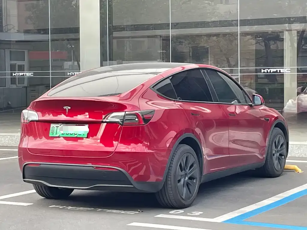 Tesla Model Y 2024 из CN, фото 9
