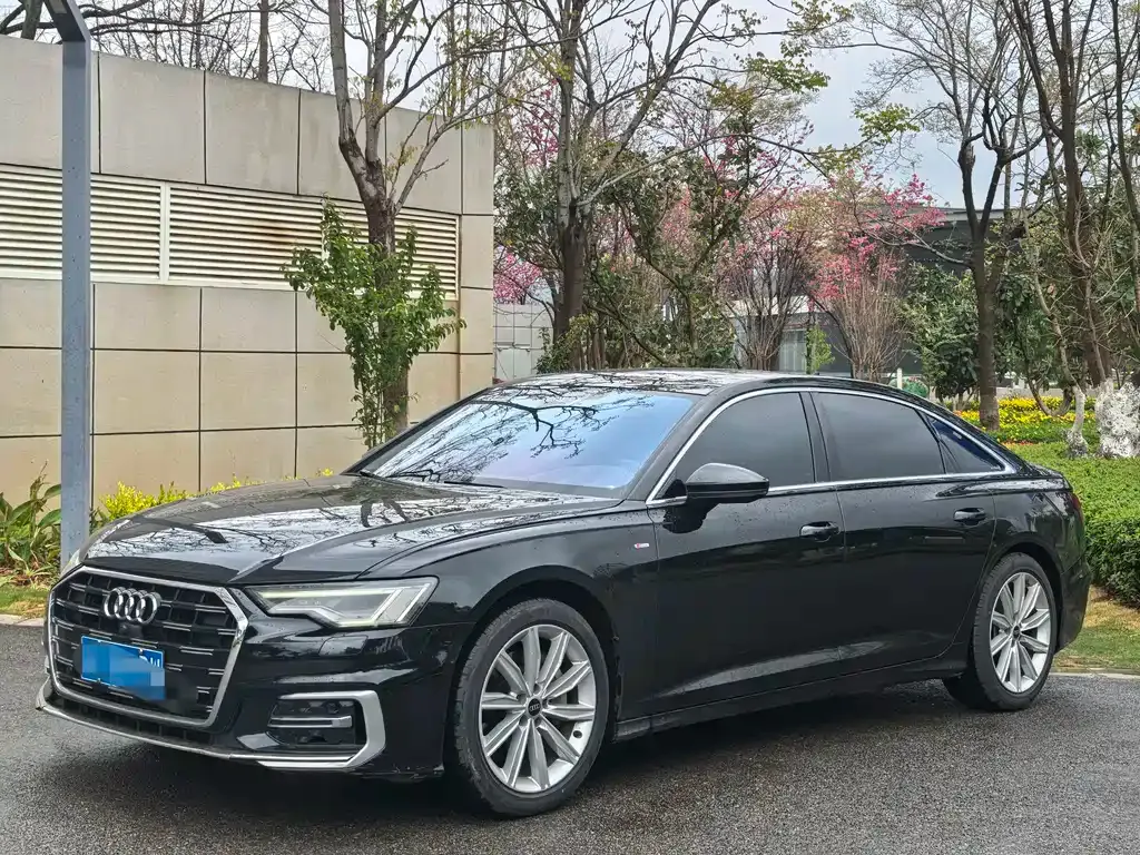 Audi A6L 2023 из CN, фото 1