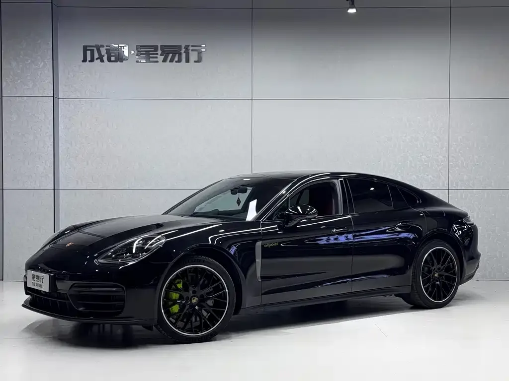 Porsche Panamera Hybrid — фото 1