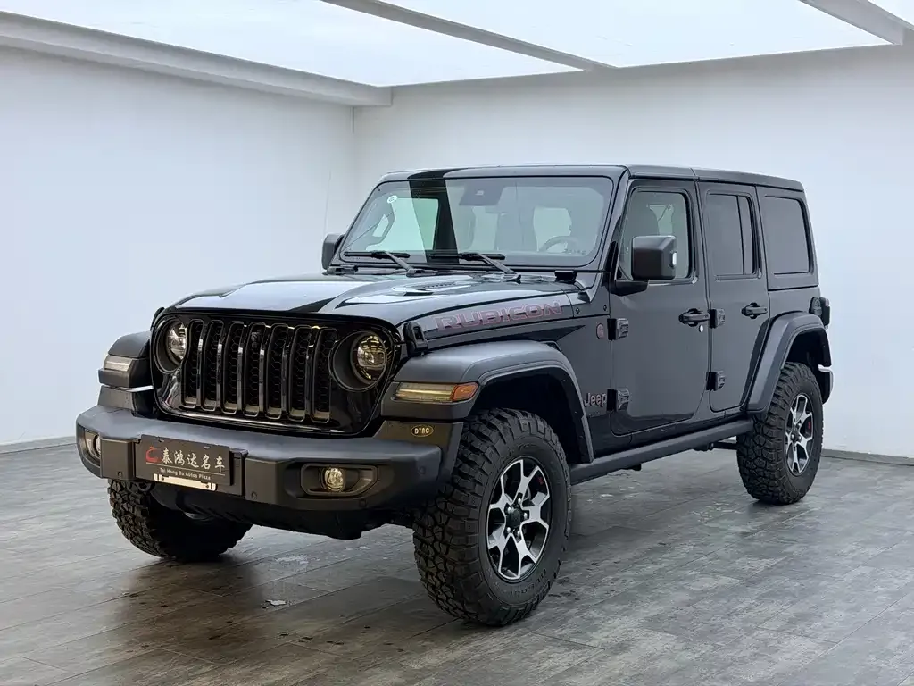 Jeep Wrangler — фото 1