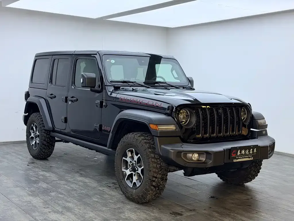 Jeep Wrangler — фото 6