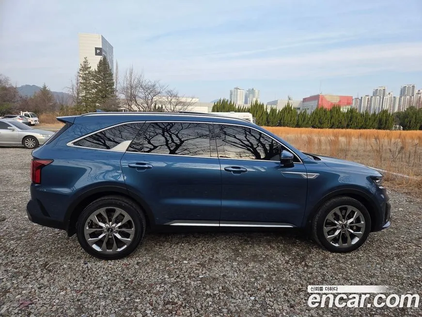 Kia Sorento — фото 4