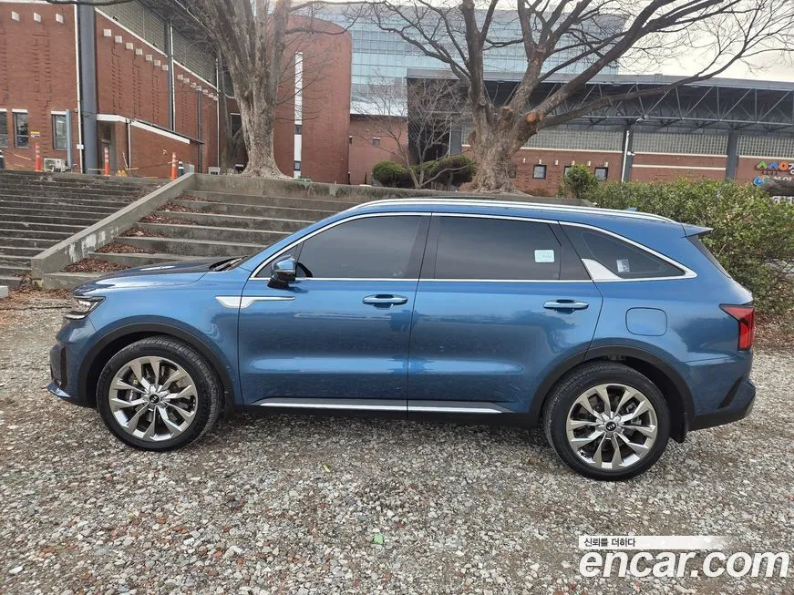 Kia Sorento — фото 10