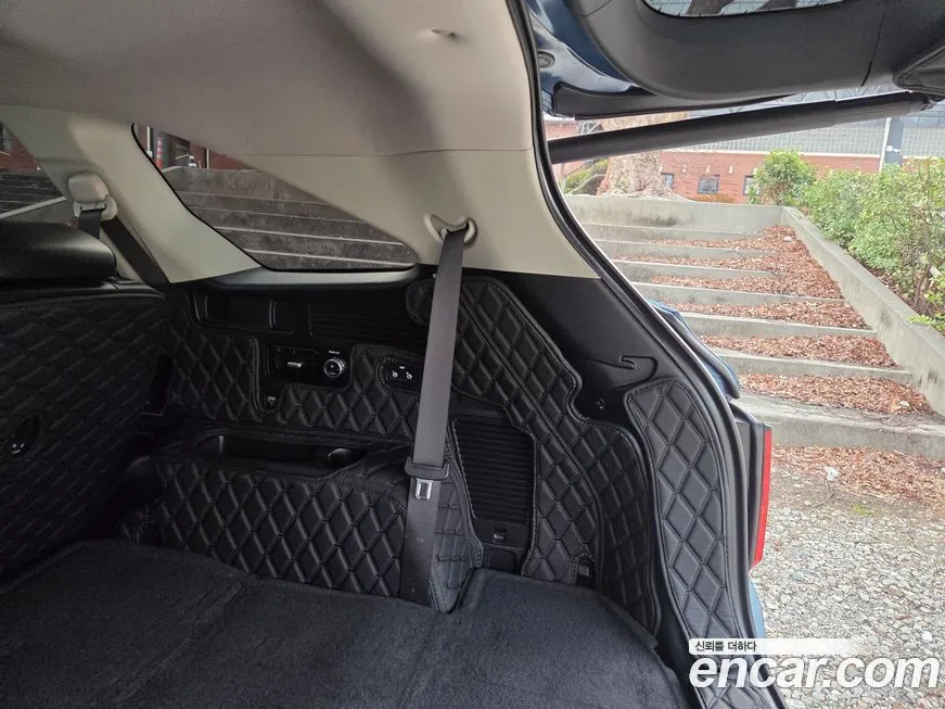 Kia Sorento — фото 6