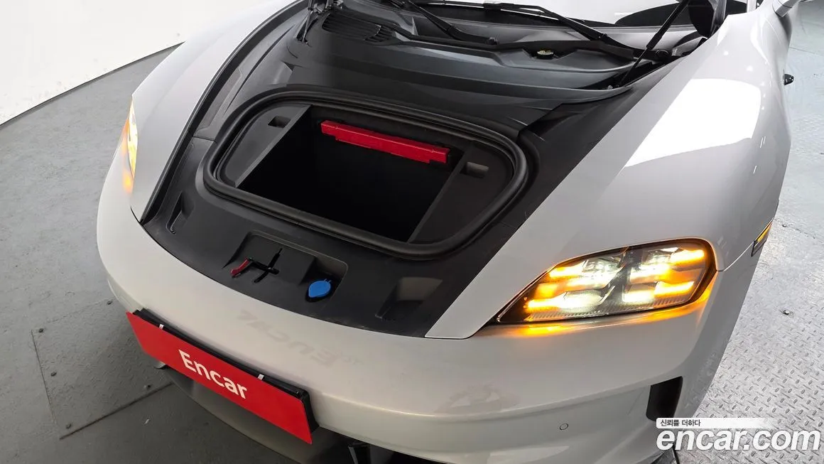 Porsche Taycan 2026 из KR, фото 10