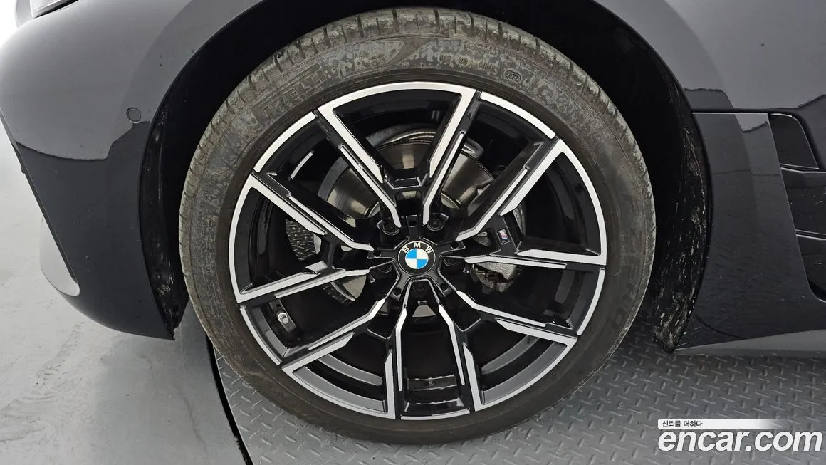 BMW 4-Series 2023 из KR, фото 8