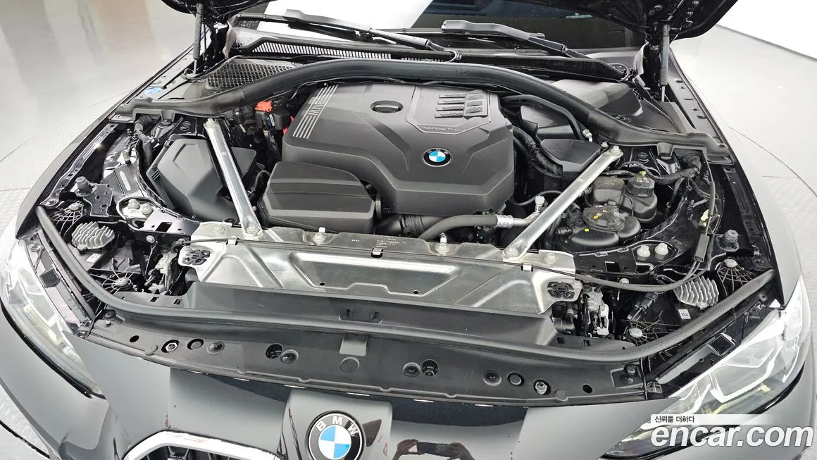 BMW 4-Series 2023 из KR, фото 4
