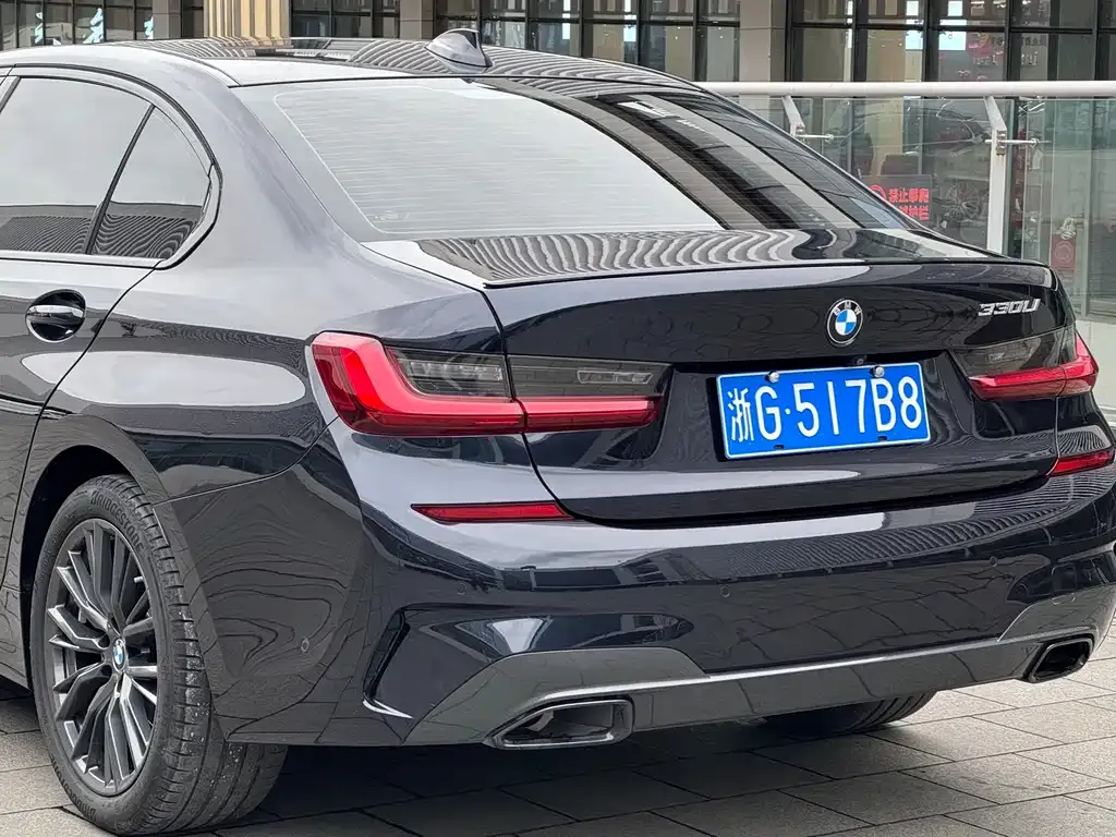 BMW 3 Series — фото 10