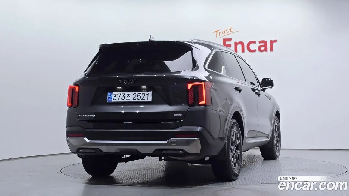 Kia Sorento — фото 9