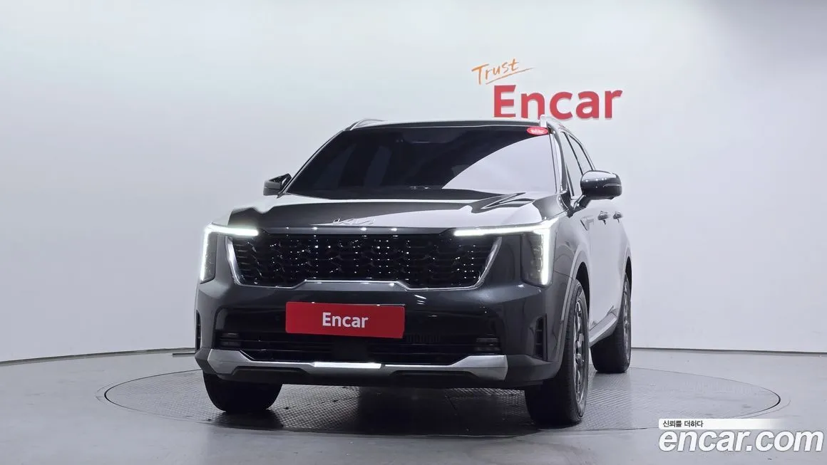 Kia Sorento — фото 8