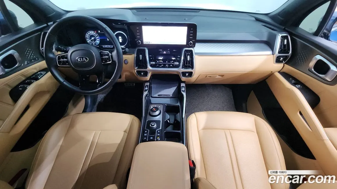 Kia Sorento — фото 5