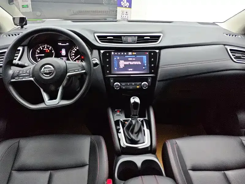 Nissan Qashqai — фото 3