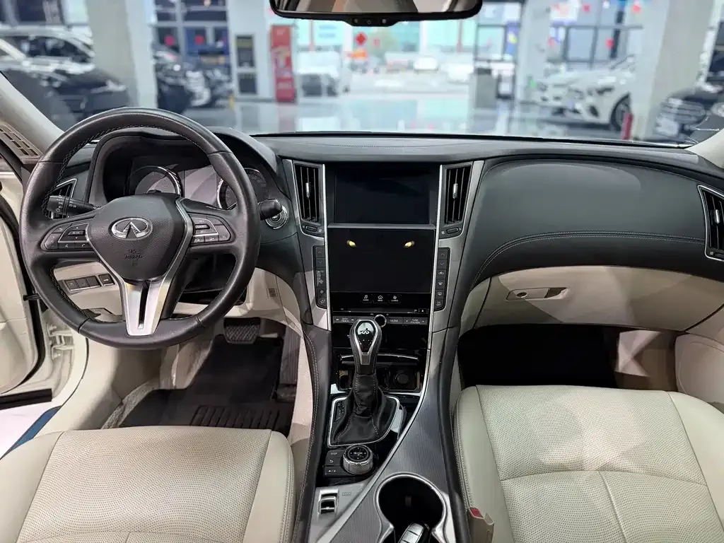 Infiniti Q50L 2023 из CN, фото 9