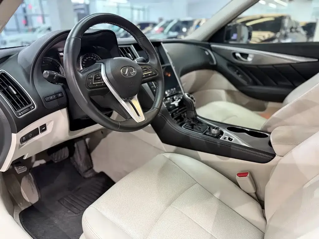 Infiniti Q50L 2023 из CN, фото 5
