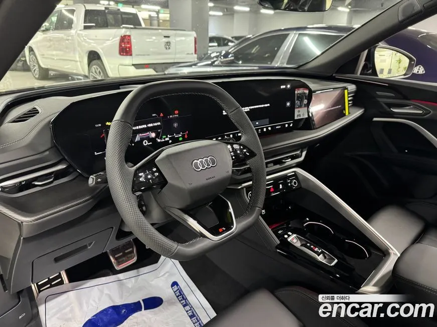 Audi Q5 2025 из KR, фото 9