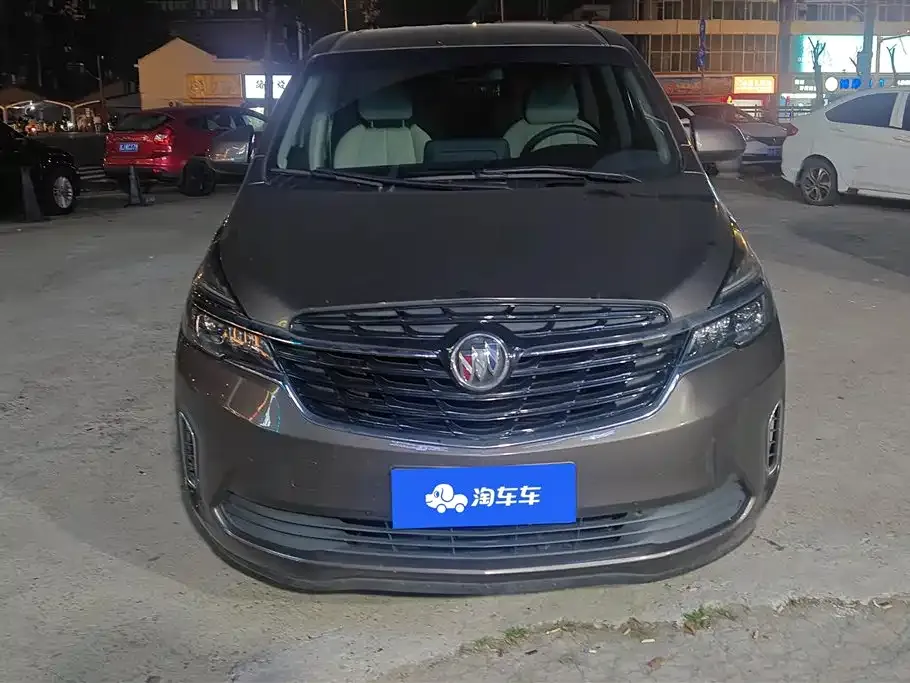 Buick GL8 2022 из CN, фото 10