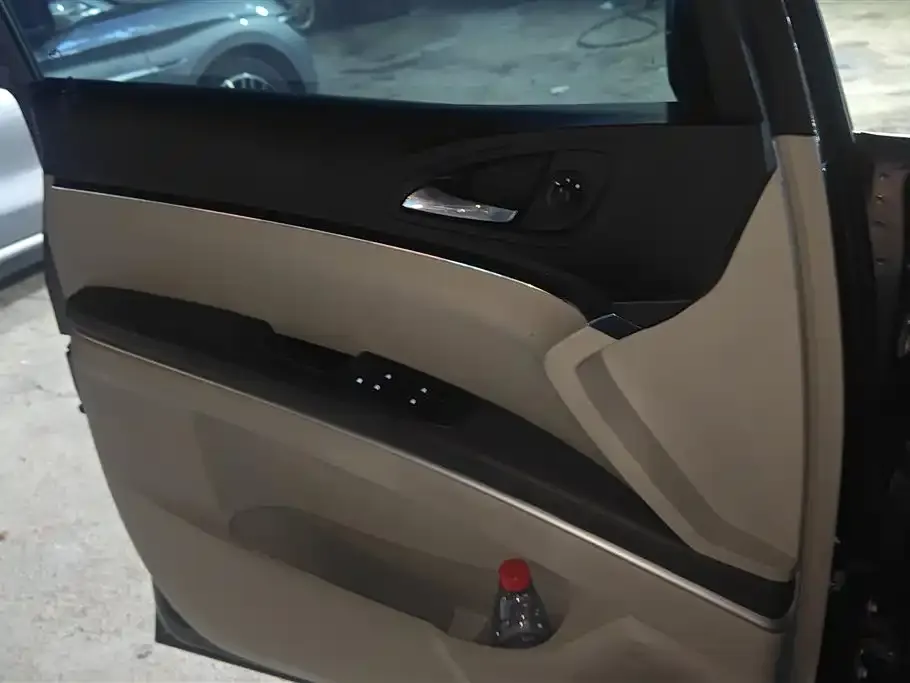 Buick GL8 2022 из CN, фото 6
