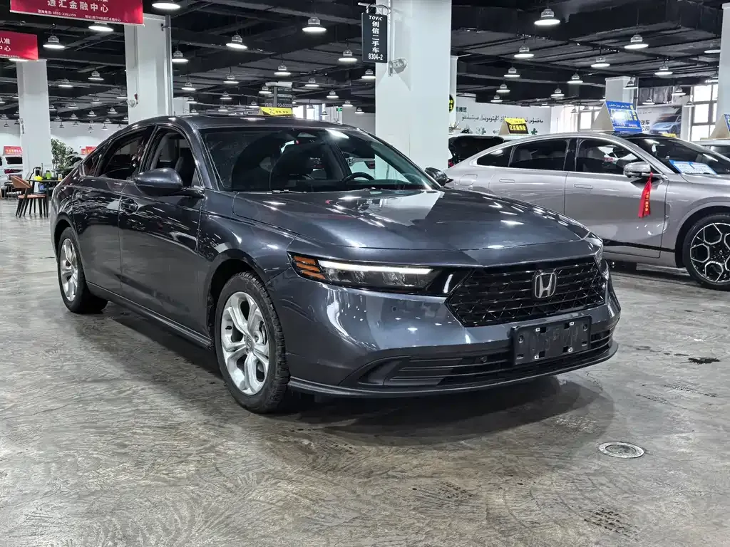 Honda Accord — фото 4