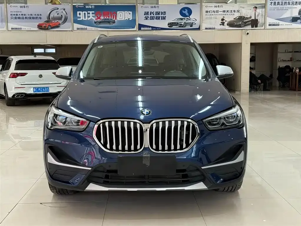 BMW X1 — фото 2