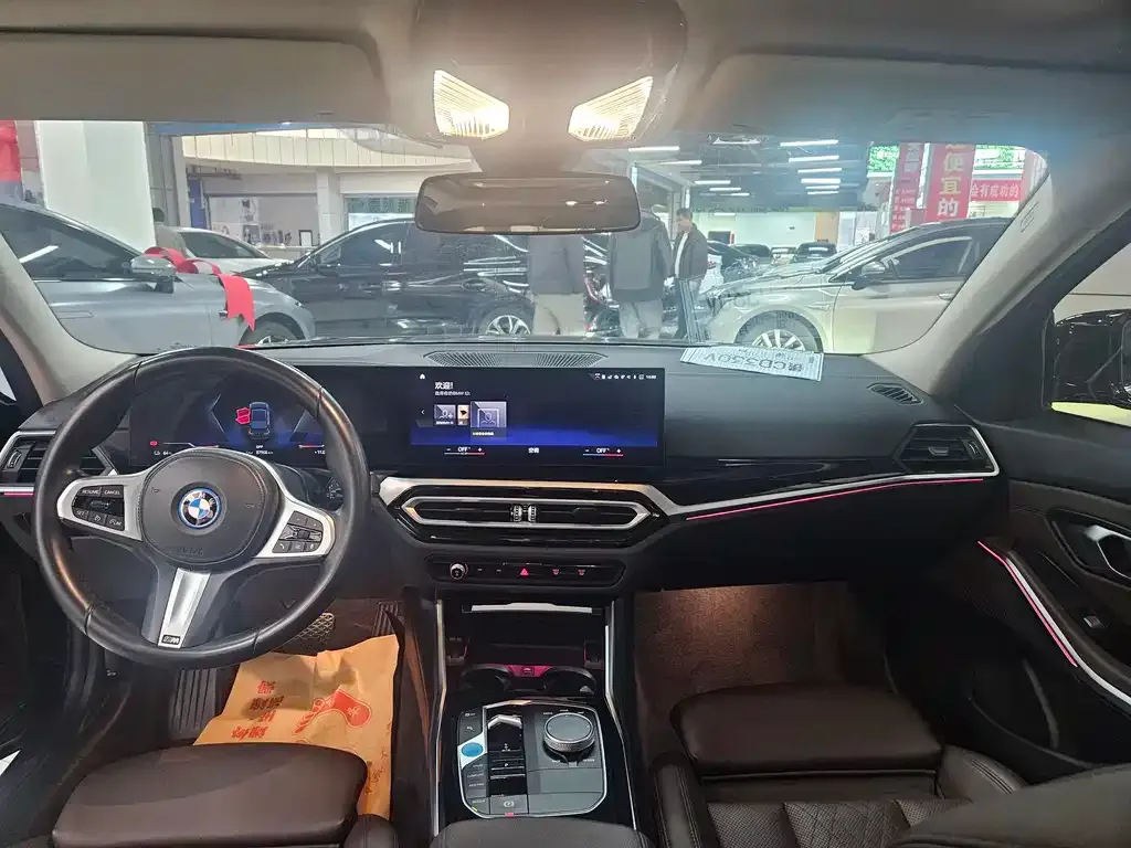 BMW i3 — фото 7