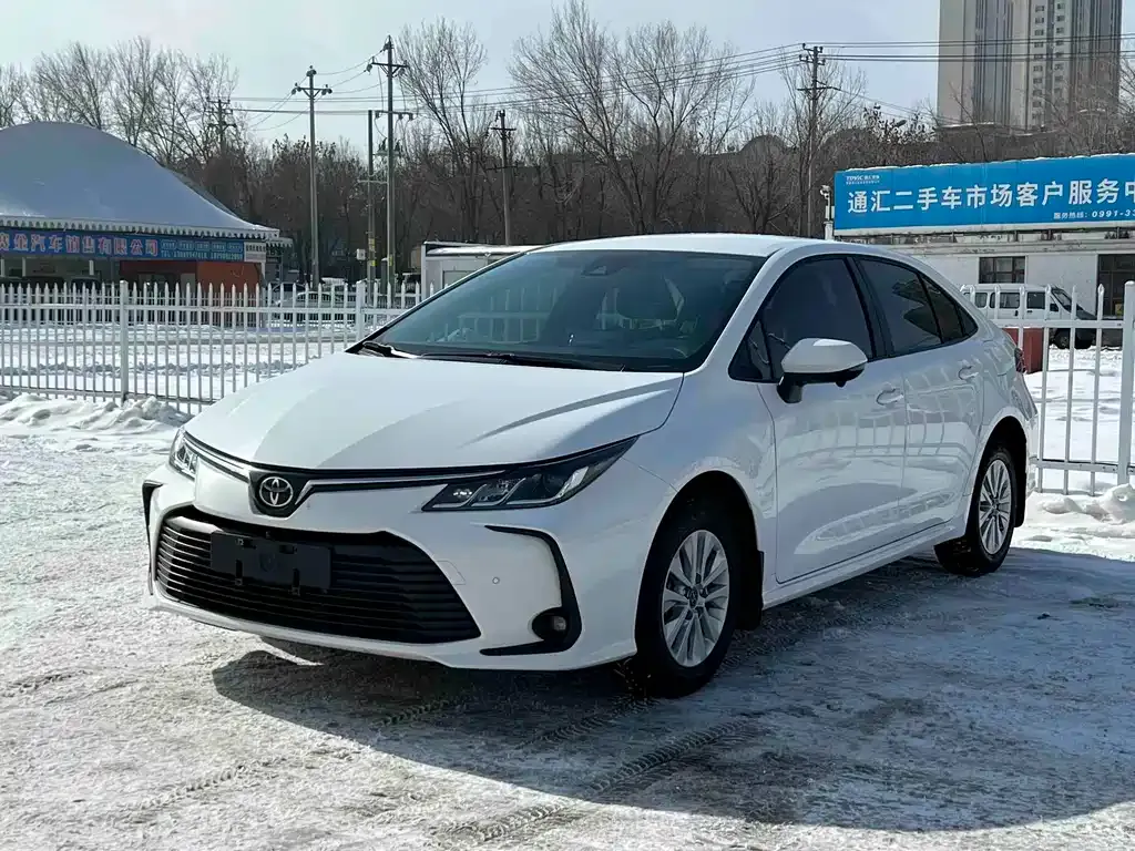 Toyota Corolla 2022 из CN, фото 1