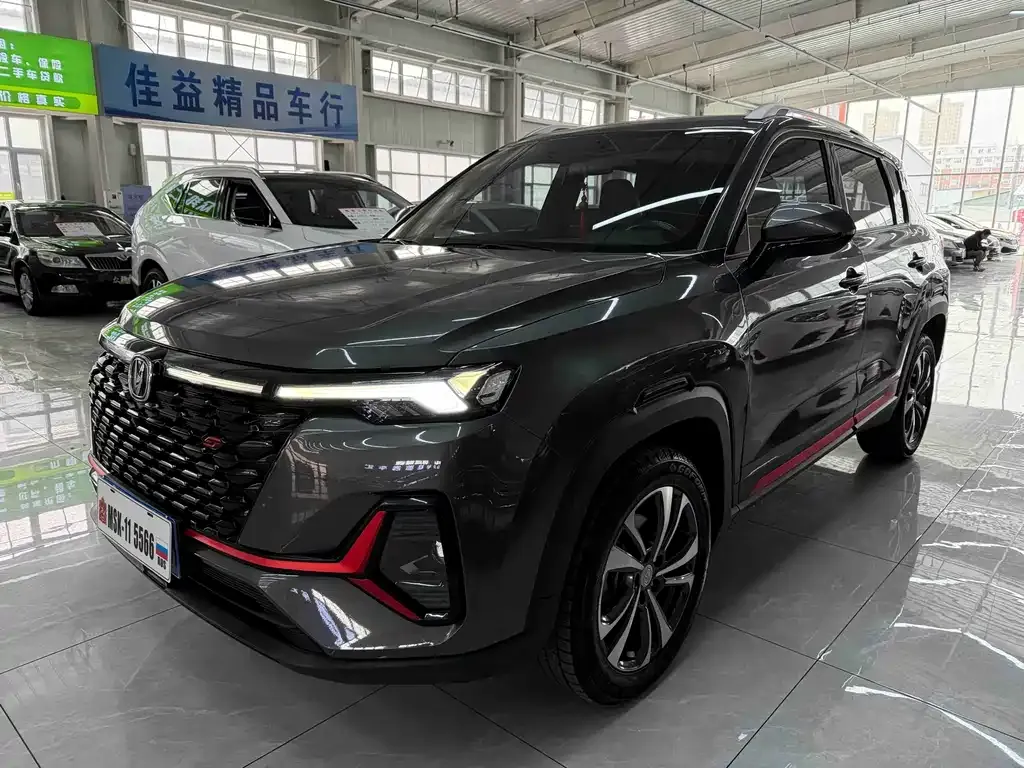 Changan CS35PLUS — фото 1