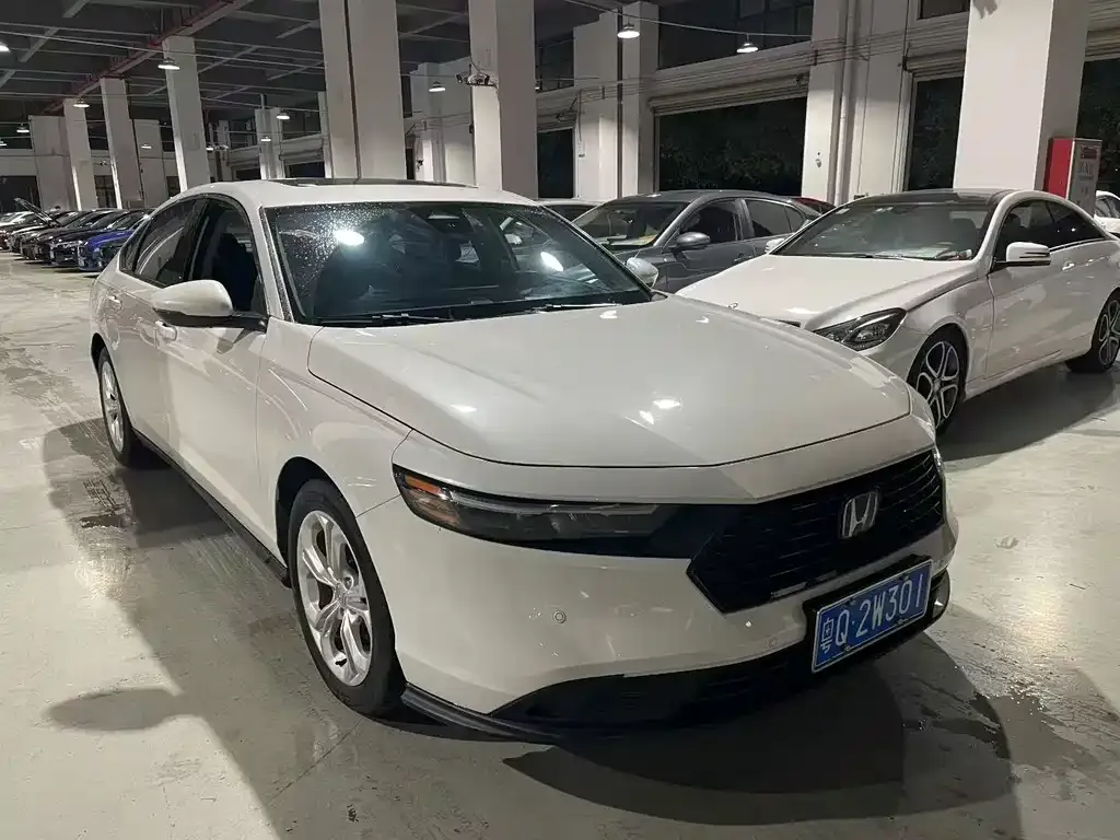 Honda Accord 2023 из CN, фото 7